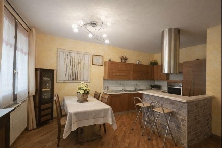 Foto Appartamento a Pontedera Oltrera di 85 m² con 4 locali in vendita