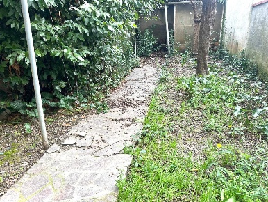 Foto Appartamento a Empoli Serravalle - Tinaia di 120 m² con 6 locali