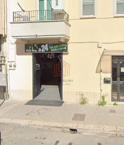 Foto Locale commerciale in Via Neghelli, Latina Centro Storico di 43 m²
