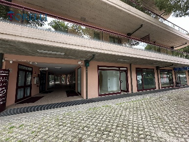 Foto Ufficio a Cervia di 48 m² con 1 locali in affitto