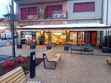 Foto Attività commerciale a Bibbiena di 80 m² con 3 locali in vendita