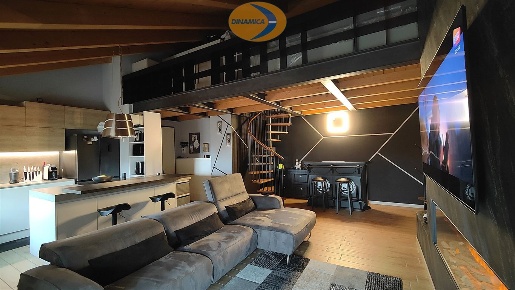 Foto Appartamento in Via Greppi, Casatenovo di 88 m² con 2 locali