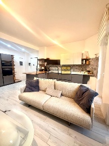 Foto Appartamento in Via Osimo 11, Busto Arsizio San Michele di 92 m²