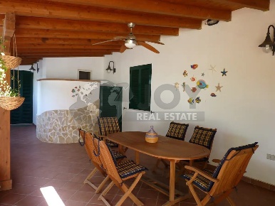 Foto Villa unifamiliare in Via Tramonti, Nardò di 145 m² con 6 locali