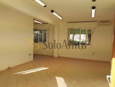 Foto Locale commerciale a Senigallia Scapezzano, Cannella, Roncitelli