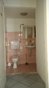 Foto Locale commerciale a Francavilla al Mare di 45 m² con 1 locali