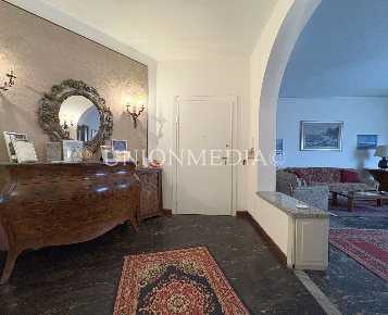 Foto Appartamento in Via Provinciale 30, Arcola di 143 m² con 7 locali