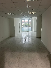 Foto Ufficio in Via Massa Avenza 38 Massa Avenza, Massa Avenza di 100 m²