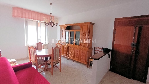 Foto Appartamento in piazza Dante 6, Chiusi di 74 m² con 4 locali