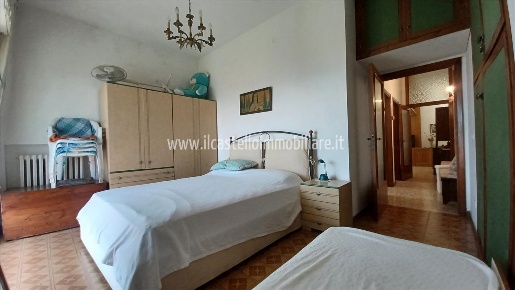 Foto Appartamento in via Del Sorbo 20, Sarteano di 70 m² con 5 locali