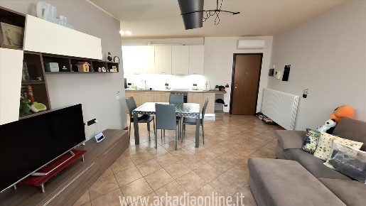 Foto Appartamento in VIA BEATI N 48, Piacenza di 81 m² in vendita
