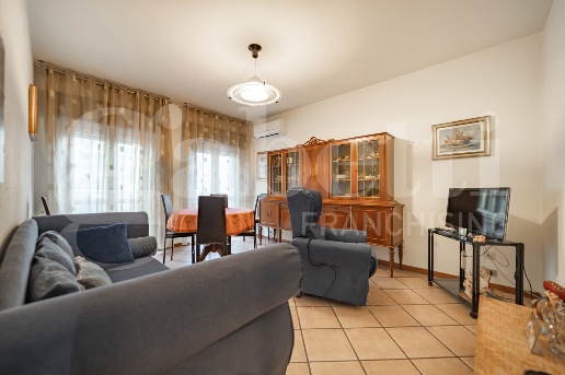 appartamento in vendita a Milano in zona Gratosoglio