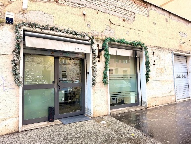 Foto Negozio in Circonvallazione Appia, Roma Appio Latino di 60 m²
