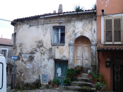 casa indipendente in vendita ad Ispani in zona San Cristoforo