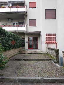 Foto Appartamento in Via elio adriano 33, Tivoli di 90 m² con 3 locali