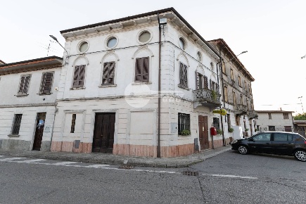 Foto Casa indipendente in Via San Pietro 1, Persico Dosimo Dosimo di 180 m²