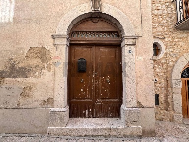 Foto Case semi ndipendenti in via Chiesa 6/8, Ferrazzano Centro di 221 m²