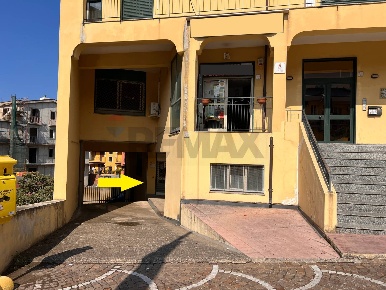 Foto Locale commerciale in Viale immacolata 34, Merì di 90 m² con 1 locali