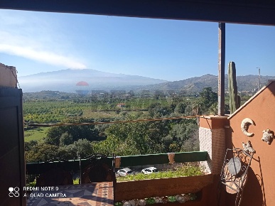 Foto Appartamento in via pietrenere 6, Giardini-Naxos Porticato di 33 m²