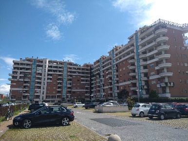 Foto Appartamento in via francesco menzio, Roma Acilia di 58 m² in vendita