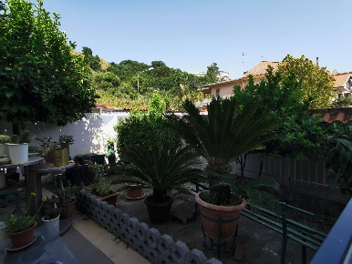 Foto Appartamento in Via c. Giovanni Sapienza 5, Gaggi di 120 m² in vendita