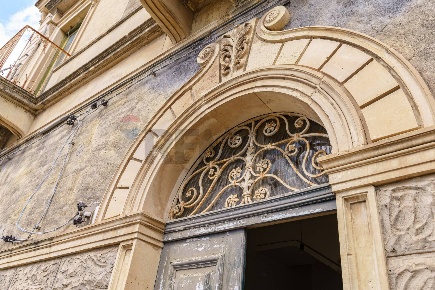 Foto Casa indipendente in Piazza Carmine 1, Nicolosi di 481 m² in vendita