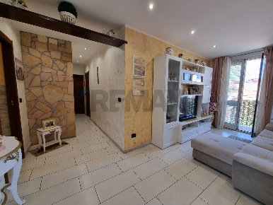 Foto Appartamento in via cavallaro 40, Catania Picanello di 90 m²