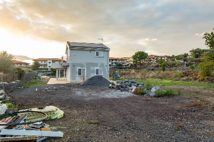 Foto Villa unifamiliare in via Ravanusa 13, Tremestieri Etneo Centro