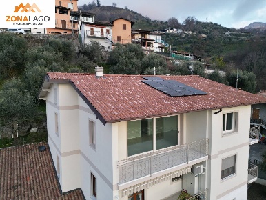 Foto Appartamento in VIA dosso 5, Sale Marasino Centro di 110 m² in vendita