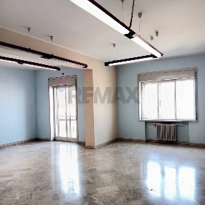 Foto Appartamento in Corso Sicilia 37, Enna Centro di 120 m² con 5 locali