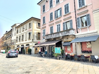 Foto Bar in PIAZZA ROMA, Monza Centro Storico di 50 m² con 2 locali