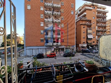 Foto Appartamento in via catullo, Pomezia Pomezia Centro di 100 m²