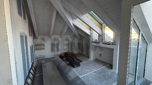 appartamento in vendita a Milano in zona Lorenteggio