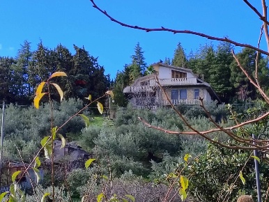 Foto Villa unifamiliare in Contrada Sant'Antonio, Troina di 210 m²