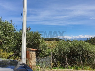 Foto Terreno agricolo in CONTRADA REALE VILLAGGIO SANTA MARGHERITA SNC,