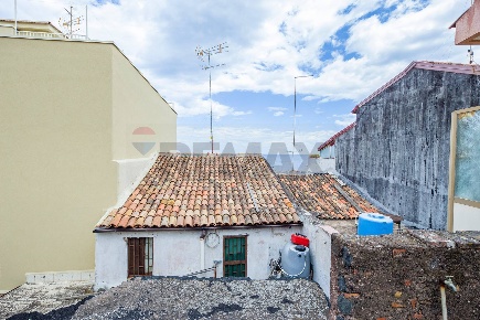 Foto Casa indipendente in via provinciale 254, Aci Castello Centro di 86 m²