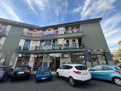 Foto Appartamento in Piazza Dante 6, Mascalucia Centro di 155 m² in vendita