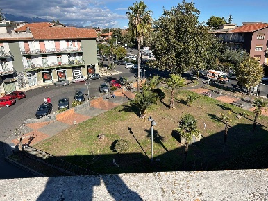 Foto Appartamento in Piazza Dante 6, Mascalucia Centro di 155 m² in vendita