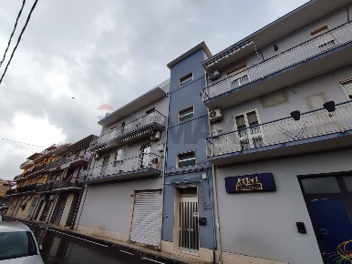 Foto Appartamento a Floridia di 126 m² con 5 locali in vendita