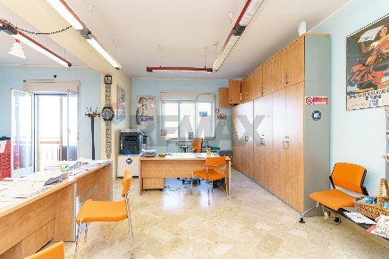 Foto Appartamento in Corso Sicilia 37, Enna Centro di 120 m² con 5 locali