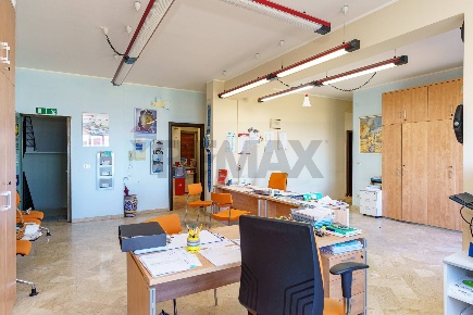 Foto Appartamento in Corso Sicilia 37, Enna Centro di 120 m² con 5 locali
