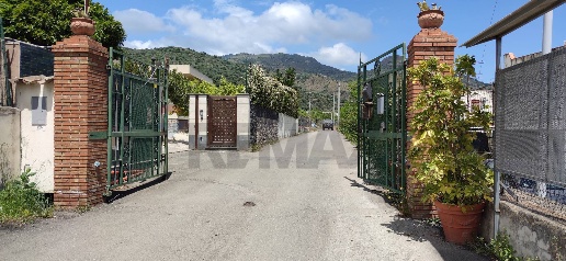 Foto Terreno agricolo in C.da Fiascara, Taormina di 40000 m² in vendita