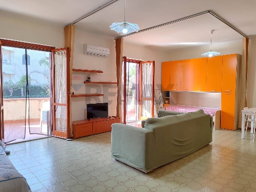 appartamento in vendita a Giardini-Naxos