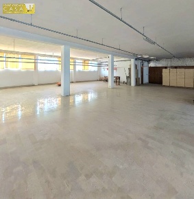 Foto Capannone industriale in Via Trieste, Castellalto di 1100 m²