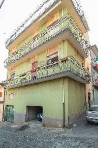 Foto Casa indipendente in via livorno 16, Biancavilla di 150 m² in vendita