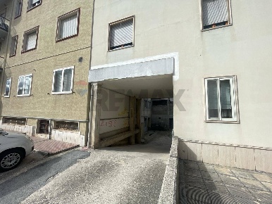 Foto Magazzino a Campobasso Via XXIV Maggio, CEP di 65 m² con 1 locali