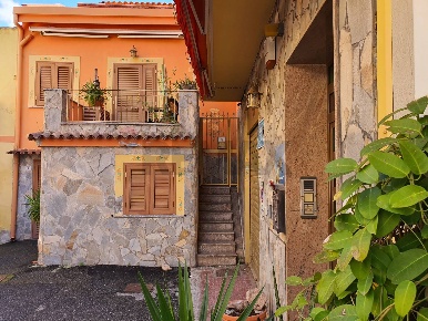 Foto Appartamento in VIA VENEZIA 5, Furci Siculo di 100 m² con 4 locali