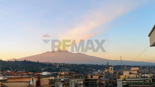 Foto Appartamento in Via Nizzeti 96, Aci Catena Centro di 95 m² in vendita