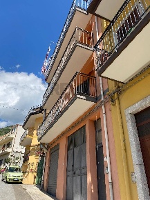 Foto Casa indipendente in via roma, Graniti di 150 m² con 6 locali