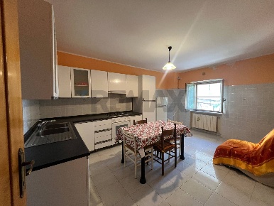 Foto Appartamento in Via Nicola Lanese 15, Montagano di 103 m² con 4 locali